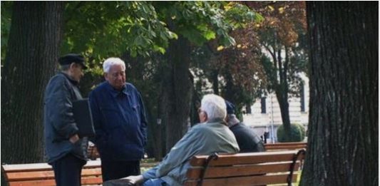 Ovo su iznosi minimalnih penzija u SRBIJI I BiH za penzionere s 40, 30, 20 i 15 godina staža