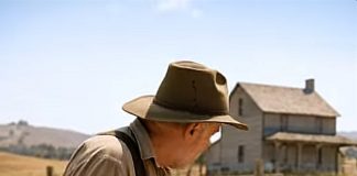 KOPALA JE ISTO MJESTO DANIMA… KAD JE ZARONIO LOPATU, OTKRIO JE TAJNU KOJA NIKADA NIJE TREBALA IZAĆI NA SVJETLO