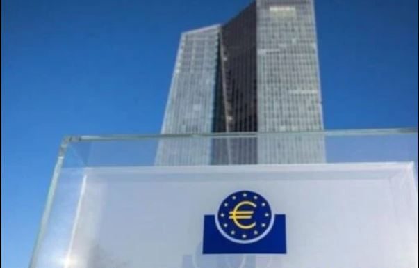 EUROPSKA BANKA POSLALA VAŽNO UPOZORENJE: OVO JE NAJMANJI IZNOS GOTOVINE KOJU TREBATE IMATI KOD KUĆE!!!