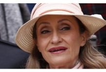 Salvetina kćerka dovoljno porasla i donijela odluku koje se majka plašila, tu ne može ništa: Rodila je u 52 godini, bila samohrana majka, a sad..
