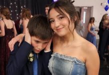 Moja maćeha se nasmijala maturalnoj haljini koju je moj autistični brat sašio od stare odjeće naše pokojne majke — ali karma ju je već čekala