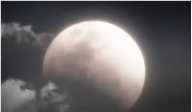 VEČERAS JE DUPLI PUN MJESEC i ZA OVA 3 ZNAKA počinje MAGIČAN PERIOD kakav se dešava jednom u životu