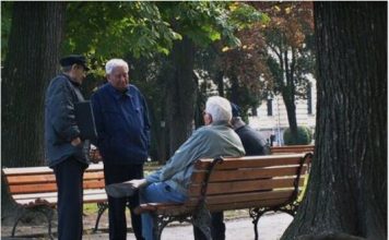 Ovo su iznosi minimalnih penzija u SRBIJI I BiH za penzionere s 40, 30, 20 i 15 godina staža