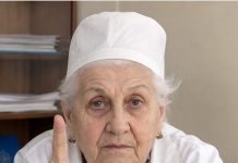 Nanesite ovo ulje na noge pre spavanja: Zaboravljena metoda lekara za očuvanje krvnih sudova i zglobova