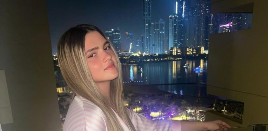 Ne skrivaju više ljubav Nika otkrila s kim je u vezi!Uplovila u vezu s duplo starijim!!! Duško i Jelena poludili kad su otkrili ko je u pitanju, a vi ćete se šokirat ka vidite ko je u pitanju!!