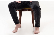 Šta znači ako osoba stalno ‘CUPKA’ nogom, prema psihologiji?