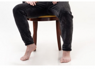 Šta znači ako osoba stalno ‘CUPKA’ nogom, prema psihologiji?