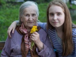Ako ove 3 stvari unuci nauče od svojih baka: Imaju puno veće šanse da postanu sretni i uspješni