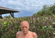 72-godišnji djed ukrao je jaja za svog gladnog unuka… Ali ono što je njegova unuka vidjela na kiši slomilo je svima srce