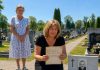 Moj muž je godinama štedio za “put oko svijeta”, a onda sam u njegovom starom kaputu pronašla papirić s lokacijom koja me odvela do groblja