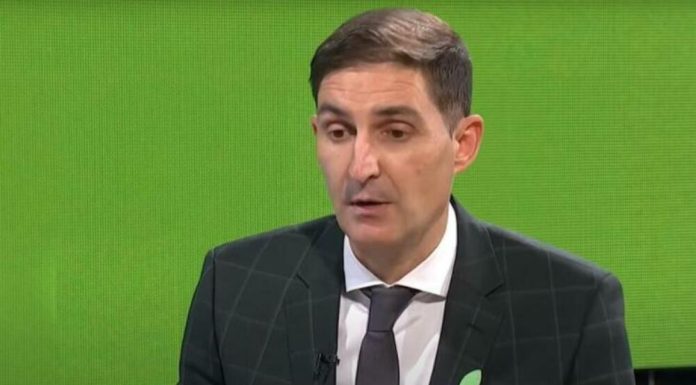 ČUVENI DOKTOR DEJAN STAVIO TAČKU NA VEČITU DILEMU! Srpkinje su ubeđene da je OVO REŠENJE, a NISU NI SVESNE DA…