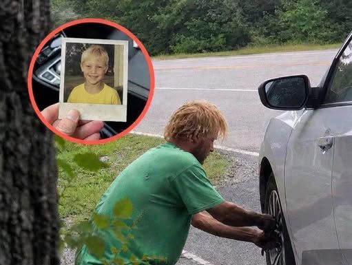 Beskućnik mi je pomogao da promijenim probušenu gumu na ruti 9, na istoj cesti gdje je moj sin nestao prije 20 godina — ono što je ostavio na suvozačevom sjedištu oborilo me na koljena.