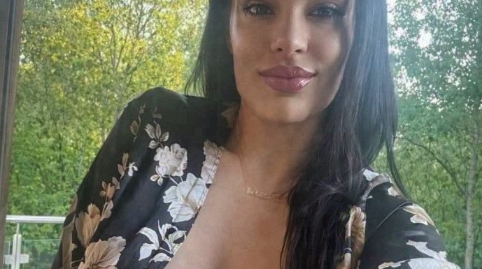 Ženu kojoj fale intimni odnosi prepoznajemo po 7 jasnih signala: Ako radi ovo učestalo, ona vapi za dodirom Ženu kojoj fale intimni odnosi prepoznajemo po 7 jasnih signala: Ako radi ovo učestalo, ona vapi za dodirom - featured image