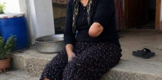 S 23 godine moj me suprug odveo u napušteni maslinik i ostavio bez jedne ruke i jedne noge… Ali ono što se dogodilo poslije natjeralo je cijelu zemlju da zapamti moje ime. S 23 godine moj me suprug odveo u napušteni maslinik i ostavio bez jedne ruke i jedne noge… Ali ono što se dogodilo poslije natjeralo je cijelu zemlju da zapamti moje ime. - featured image