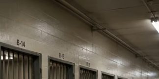 U ženskom zatvorskom kompleksu zatvorenice su jedna za drugom ostajale trudne dok su bile smještene u samicama. Niko nije razumio šta se događa u tom zatvoru sve dok jednog dana osoblje nije odlučilo tajno postaviti dodatnu nadzornu kameru. Ono što su vidjeli na snimku šokiralo je sve. 😨