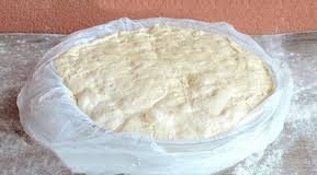 LUDO TIJESTO – ZAPIŠITE OVAJ RECEPT: Može stajati danima, a idealno za kiflice, pizzu, pogaču…
