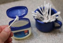 Vazelin trenutno najtraženija krema na svijetu zbog trika koji su žene otkrile Vazelin trenutno najtraženija krema na svijetu zbog trika koji su žene otkrile - featured image