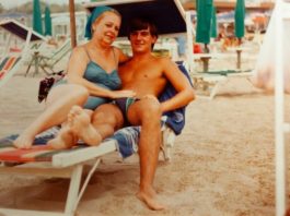 Iznenadni susret na plaži u Sutomoru koji je na internetu pokrenuo talas sumnji i pitanja Iznenadni susret na plaži u Sutomoru koji je na internetu pokrenuo talas sumnji i pitanja - featured image