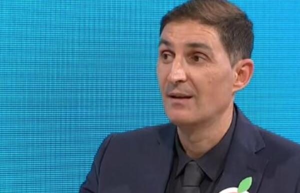 SAVETI DR ČUBRILA ZA BRZO PRAŽNJENJE CREVA: “Pred spavanje pojedite ovu voćku i ona će očistiti creva kao buldožer”