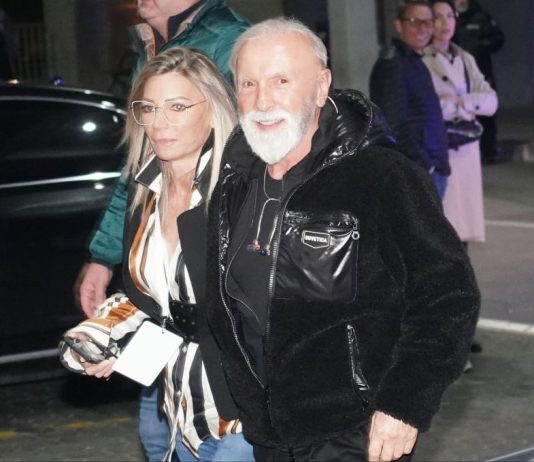 Nikad nećete pročitati da moj sin vozi “lambordžinija”: Dino Merlin ne zna šta će sa parama, a decu skromno vaspitao, mnogi se začude kad čuju čime se bave