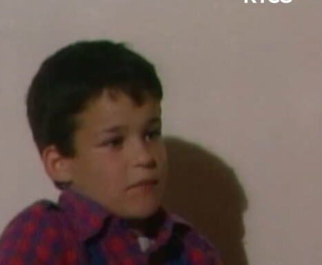 “MAMA, JE L’ TI MENE ZNAŠ? TI SI ME RODILA I OSTAVILA” Ovako je mali Boris (9) pre više od tri decenije rasplakao Jugoslaviju: Danas mu je 47 i evo kako živi