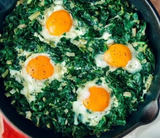 “Da li smem da doručkujem jaja svaki dan?” Evo šta na to kaže kardiolog, a šta onkolog