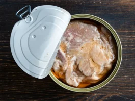 ŠOK U LABORATORIJI Otvorili konzerve stare 40 godina, a umesto pokvarene ribe pronašli NEVEROVATNU STVAR