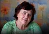 Mira (68) nikada nije uspela da se finansijski osamostali do te mere da iznajmi stan i napusti dom svog bivšeg supruga. Radila je u lokalnoj prodavnici, a ušteđevinu je potrošila na obrazovanje svoje dece u gradu.